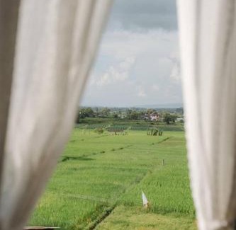 Mae Chedi Hotel | โรงแรมมีวาสนา - Me Vadsana Hotel
