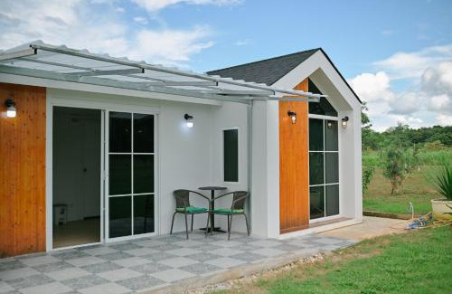 Mae Suai House | ไร่นภาดลรีสอร์ท