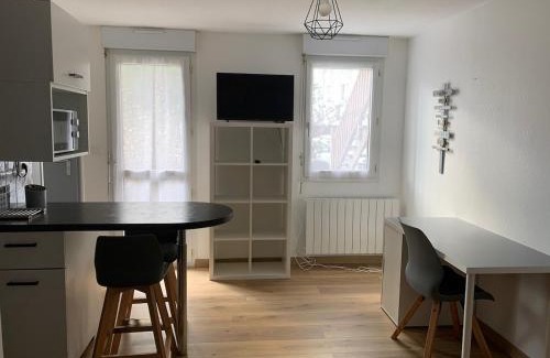 La Rochelle Apartment | ღ Le Spot - Studio Proche Océan & Parking