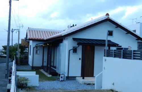 Uruma Villa | マムヴィッラIn平安座島の一軒家