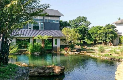 East District Bed & Breakfast | 五柳園休閒農場-嘉義市民宿001號