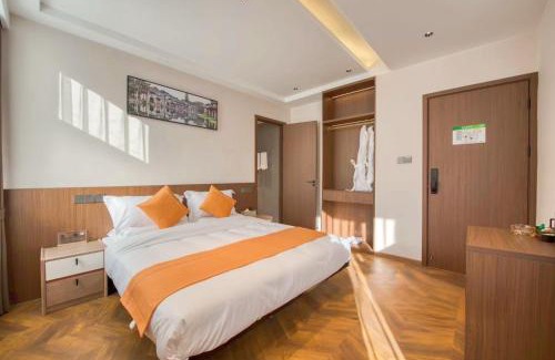 Huzhou Hotel | 南浔浔溪之畔民宿