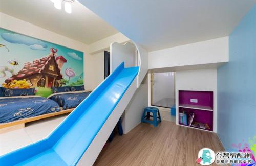 Wujie House | 卡弧二館 qk民宿4-20人包棟