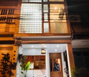 Donggang House | 喝睏H-Khùn酒吧民宿