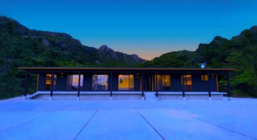 Etajima Villa | 平八の家