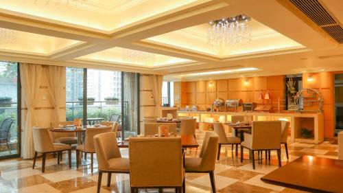 Zhujiang New Town Apartment | 广州丹顿行政公寓珠江新城店-广交会期间免费穿梭巴士