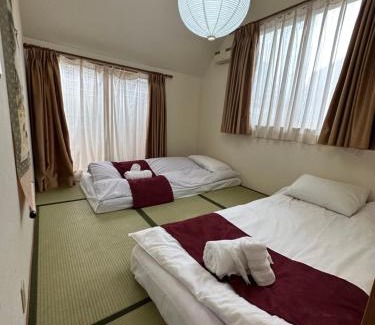 Hyakunincho Apartment | 新宿一軒家120平米 Jr新大久保駅徒歩3分 浴室2 トイレ2 歌舞伎町徒歩10分 駐車場無料