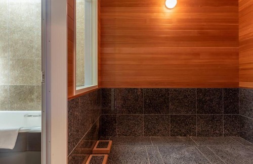 Nishi House | 札幌西野夢幻夜景附庭院 Sapporo Night View House