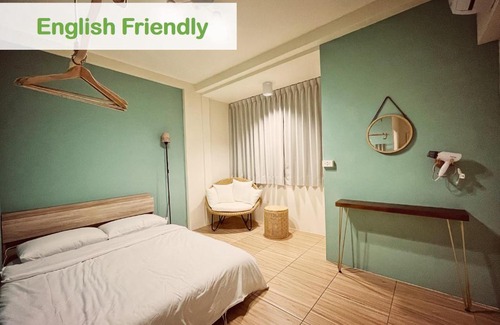 Xitun District House | 東海平行陸貳民宿English Friendly