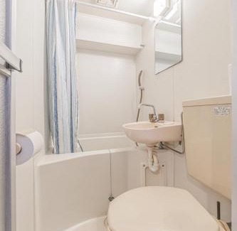 Sasazuka Apartment | 東真ビル2階 笹塚駅から徒歩4分