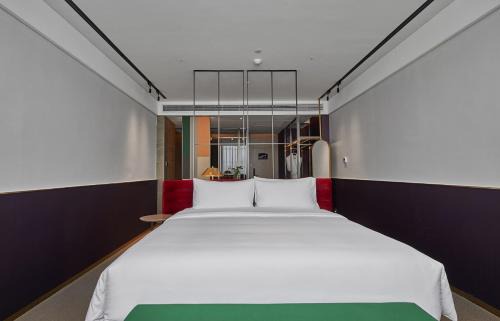 Xiangshan Hotel | 桂林天龙湾曼悦酒店火车站店