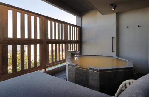Ikaho Stone Steps Hotel | 楓と樹