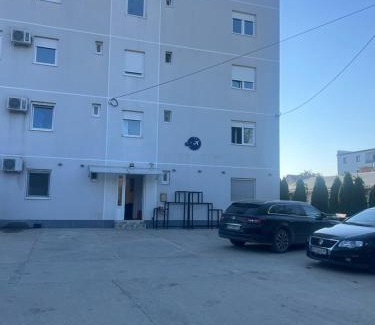 Surcin Apartment | 欧华公寓