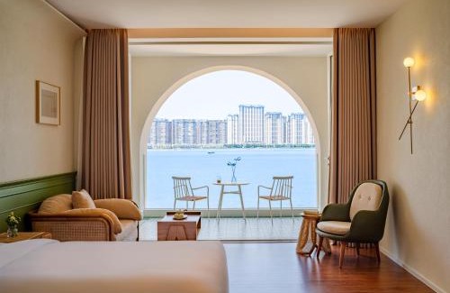 Longhu Qu House | 汕头妈屿蓝MASULAND Sea View Hotel