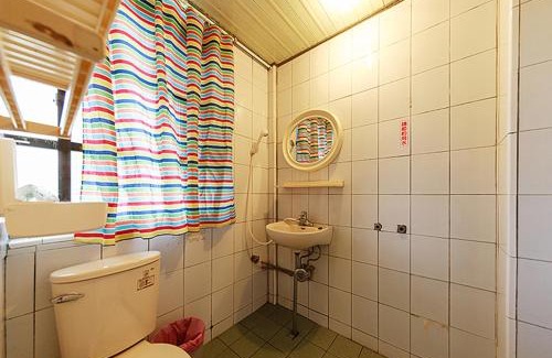 Big Beach Bed & Breakfast | 海中天旅店 Sea Of The World B&B