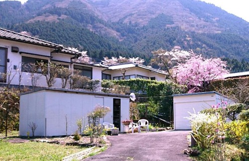 Yufuin Onsen House | 湯布院月灯り
