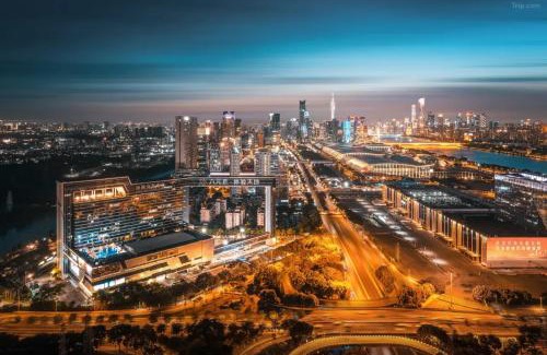 Pazhou Residential District Hotel | 琶心酒店公寓 Pace Hotel Apartment- Pazhou Station -Line8 and Line11 - few minutes' walk to Canton Exhibition Center