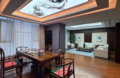 Fengtai Hotel | 臻程酒店北京西铁营地铁站店