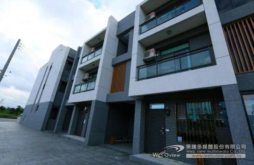 Zhuangwei House | 蘭陽河畔 Awake 三館丨宜蘭包棟丨寵物友善