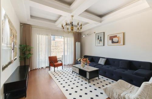 Yuzhong Apartment | 重庆云邸-江景格调公寓