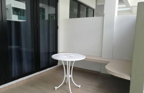 Pangkor Island Apartment | 阳光度假屋 Sun Shine Homestay
