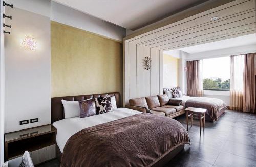 Hualien City Centre House | 非住不可民宿 遠百商圈 附停車場