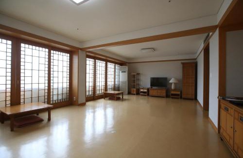 Bongmyeong-dong Hotel | 레전드호텔