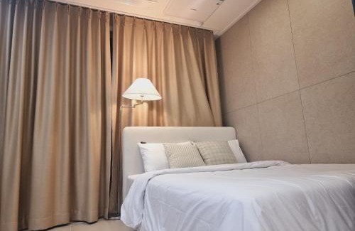 Seomyeon Apartment | 부산 서면 레지던스 신축 힐링 하우스
