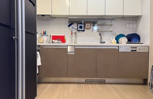 Jingwan-dong Apartment | [북한산 펜트하우스]바베큐&파티&65인치TV&엠프스테레오/주차 무한 가능/구파발역5분