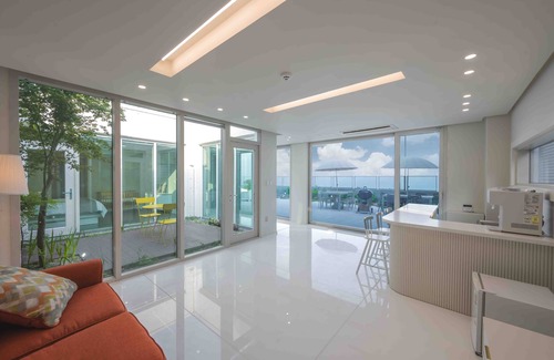 Haeundae House | 해운대 오션뷰120평 3개층 독채펜션/하루 오직 단 한 가족만이 예약가능/4대주차/넷플릭스/빔프로젝트/바베큐그릴