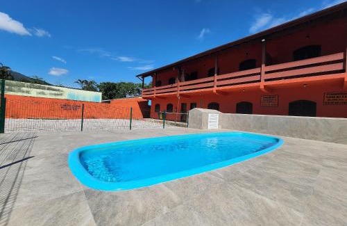 Maranduba Apartment | 0001.02 - Maranduba - Apto - 2 Dormitório - 8 Pessoas - 2 Quadras Do Mar - Piscina - Wi-Fi (Excursão 96 Pessoas)
