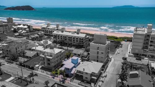 Governador Celso Ramos House | #002 Linda casa 100 m praia Palmas equipadíssima