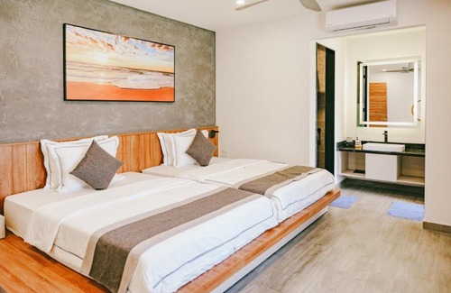 Phuoc Thuan Apartment | 04-Biệt thự cao cấp Hồ Tràm-3BR SUPER KINGS, Hồ bơi to,BBQ, cầu ra ngắm biển