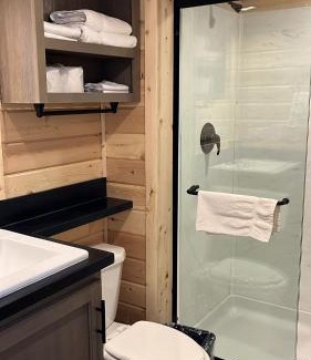 Valle Ski Chalet | 062A Brand New Cozy Cabin with Loft & King bed near Grand Canyon South Rim