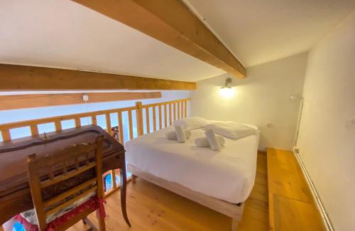 Peone Apartment | 06CN 8-10 person apartment with terrace