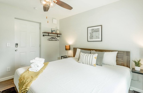Chattanooga Cabin | 08: The Evans Room - A PMI Scenic City Vacation Rental