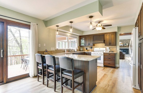 Lakeville House | 1/2 Mi to Boat Ramp: Lake Wallenpaupack Retreat!