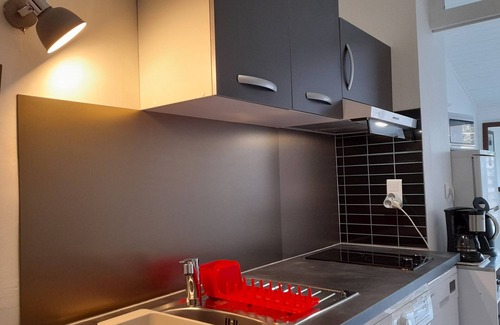 Saujon Apartment | 1/2 pers, Charm and comfort, 10 min from ROYAN beaches ! wifi fiber. ANCV. 2*.