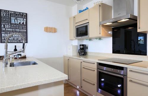 Torcross House | 1 At The Beach