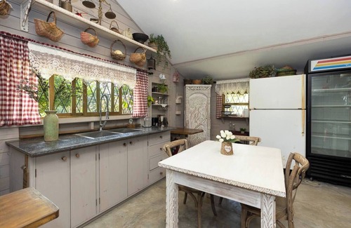 San Jose House | 1 bdr Cabin with ensuite π³ π π /Animal Sanctuary & Ranch π¦ π€