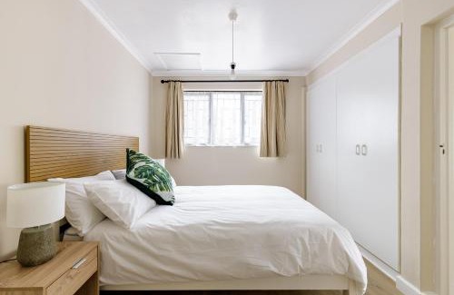 Scott Estate Apartment | 1 Bed 5 Min Walk to Beach With Private BBQ Courtyard