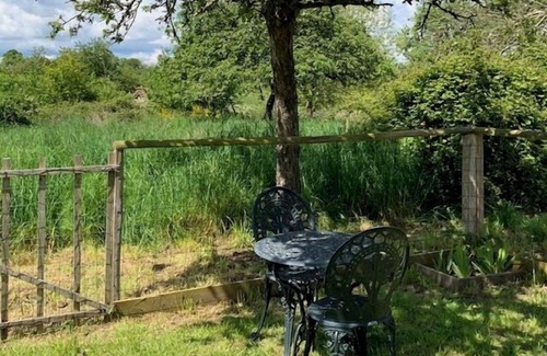 Andaine - Passais Cottage | 1 Bed Cottage - Sleeps 2 - Garden - Parking - Wifi