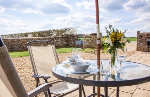 Kemble House | 1 Bed in Cirencester 57684