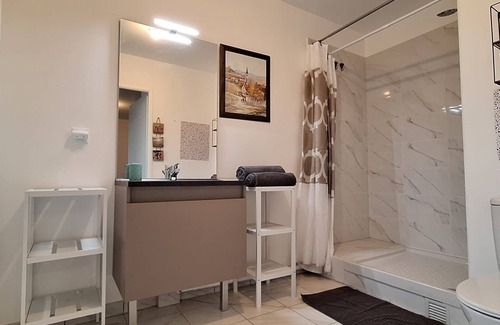 Bussy-Saint-Georges Apartment | 1 Bedroom Apartment in Bussy-Saint-Georges