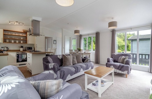 Earls Colne Ski Chalet | 1 bedroom accommodation in Earls Colne, Colchester