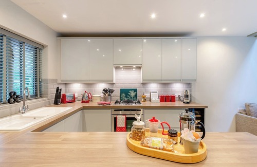 Faversham Cottage | 1 bedroom accommodation in Otterden, near Faversham