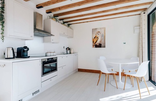 Polebrook Cottage | 1 bedroom accommodation in Stilton Fen, near Peterborough