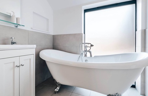 Polebrook Cottage | 1 bedroom accommodation in Stilton Fen, near Peterborough