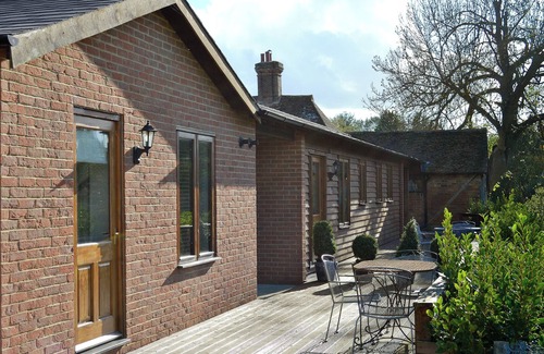 Bearsted Cottage | 1 bedroom accommodation in Bearsted, near Maidstone