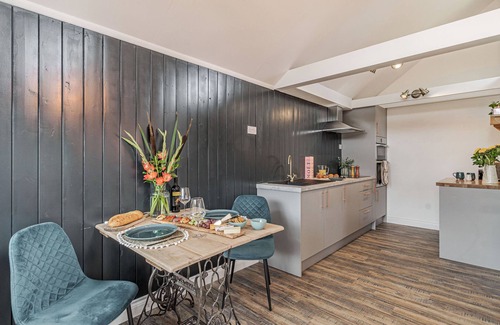 Holestone Moor Cottage | 1 bedroom accommodation in Matlock